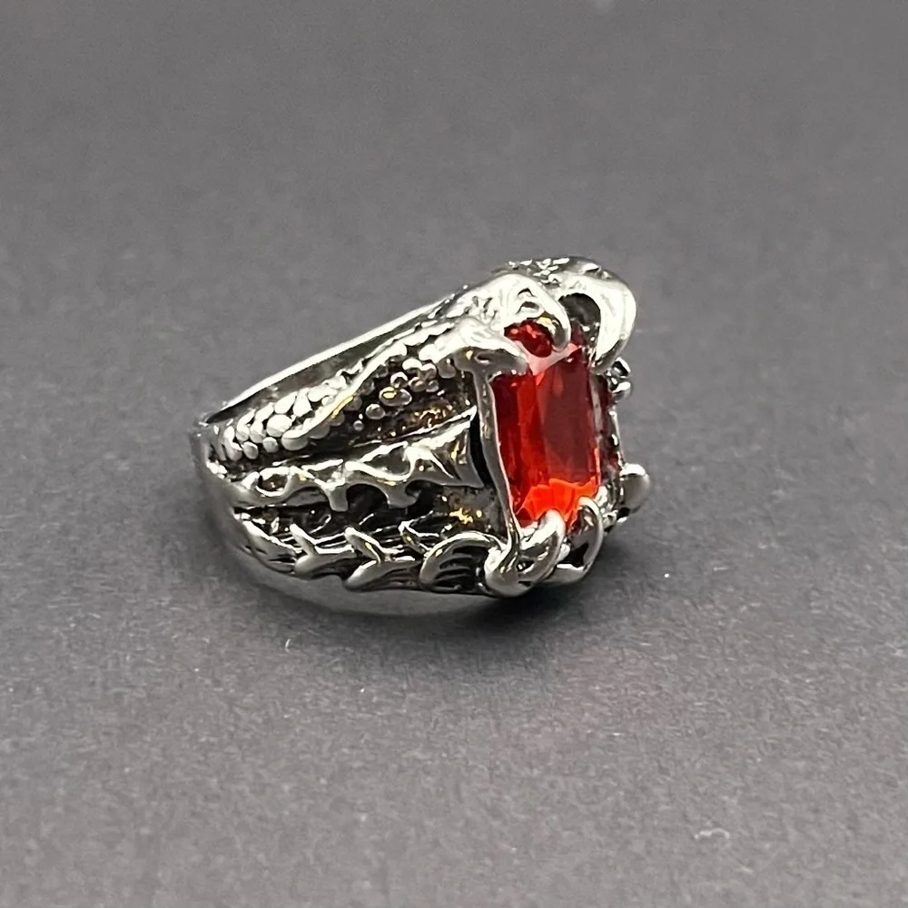 Dragon Claw Gemstone Ring Size 7